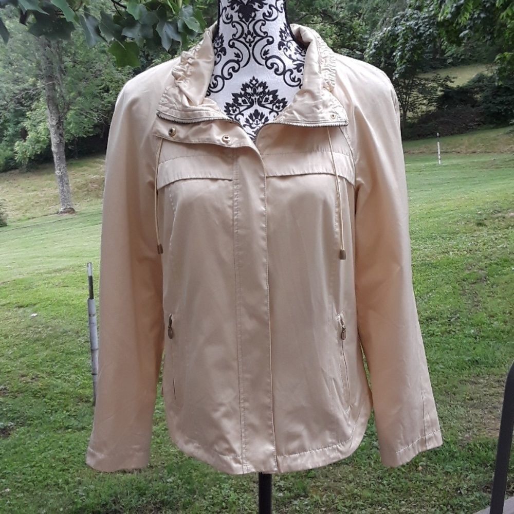 Chico's [Zenergy] Size 0 Light Yellow Jacket